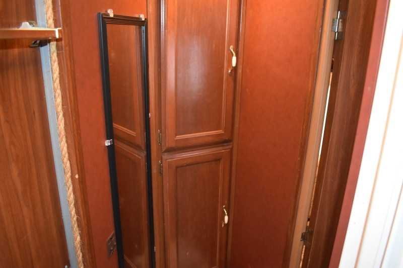 2006 Exiss 7407LQ 4 Horse Trailer with 7' Short Wall - Image 18