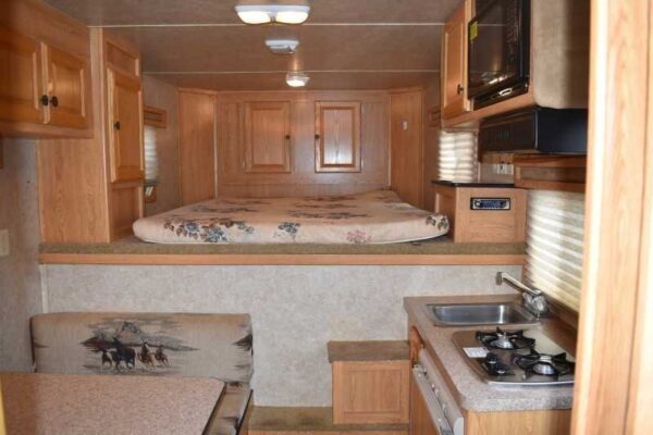 2007 American Spirit 8308LQ 3 Horse Trailer with 8' Short Wall - Image 11