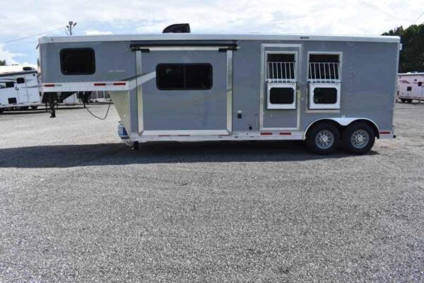 2020 Lakota Colt 8209SO 2 Horse Trailer with 9' Short Wall - Image 8