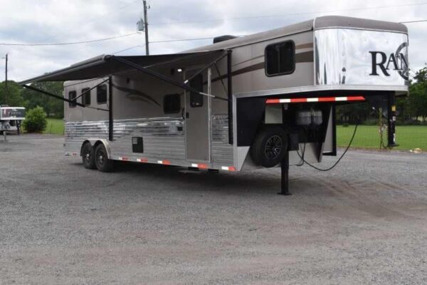 2015 Bison Ranger 3LQ Horse Trailer with 10' Short Wall - Image 3