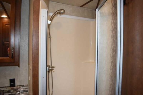2015 Bison Ranger 3LQ Horse Trailer with 10' Short Wall - Image 21
