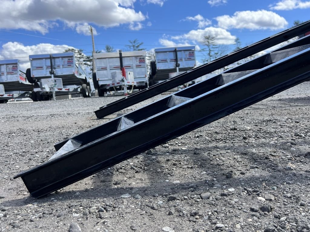 2023 Big Tex Trailers 8.5x40 25K HD Gooseneck Equipment w/Slide-Out Ramps - Image 9