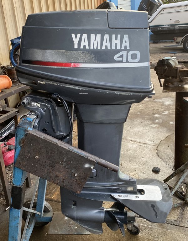 1997 Yamaha 40 HP 2-Cyl Carbureted 2-Stroke 20" (L) Outboard Motor